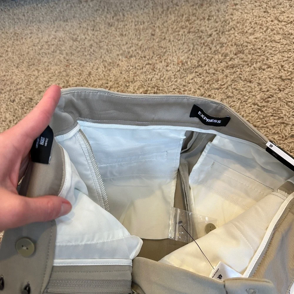 NWT Express Beige/Taupe Mid Rise Boot Supersoft Twill Pant - 4R - Picture 5 of 16